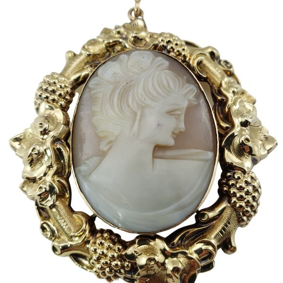 Vintage 14 Karat Yellow Gold Cameo Pendant #10663 - Picture 6 of 8